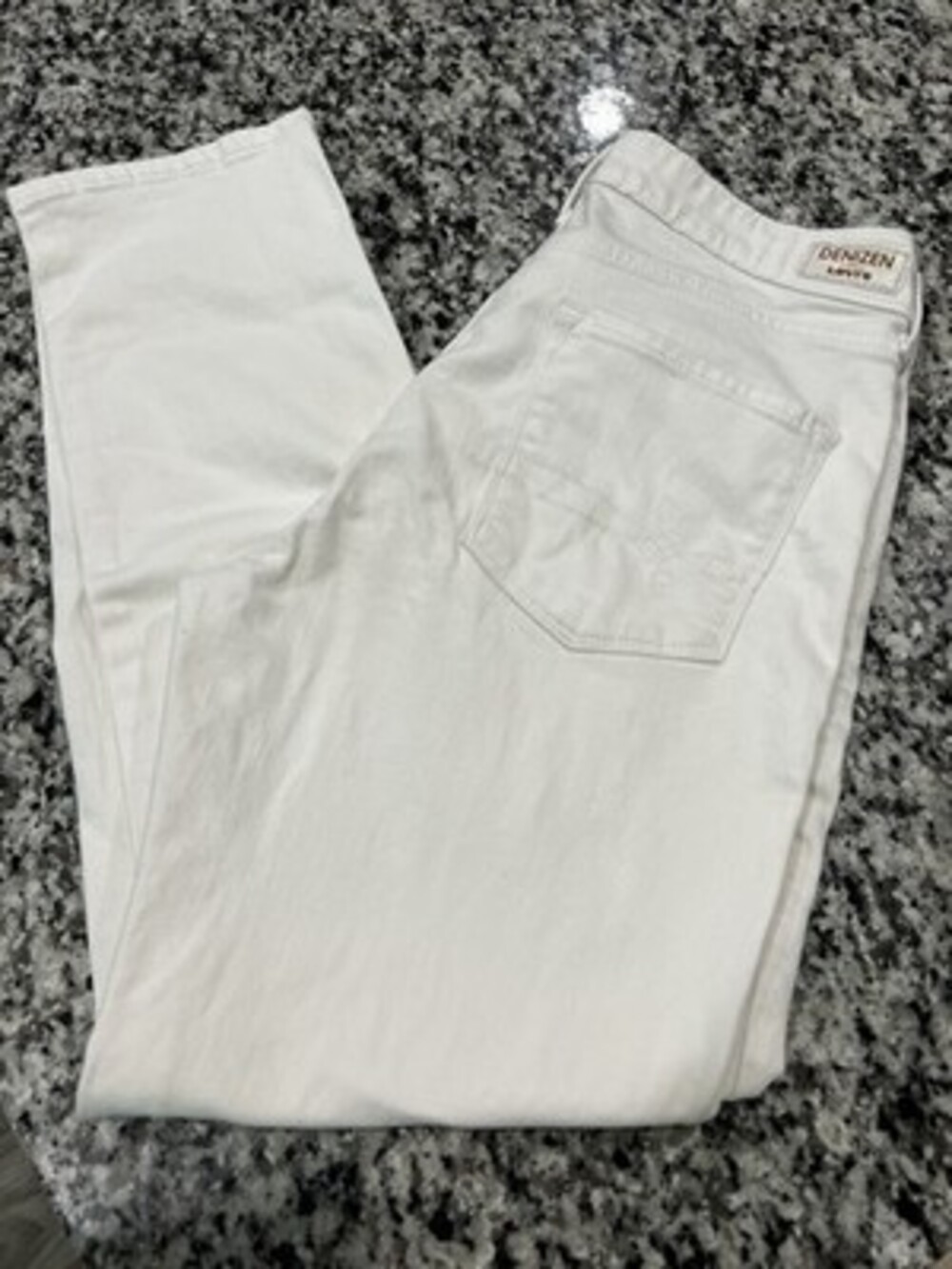 Denizen from Levi's Modern Slim Cuffed White Distressed Jeans Sz 12 W31